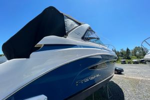 2014 Regal 32 Express