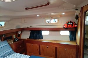 2001 Hunter 420 Passage