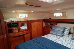 2001 Hunter 420 Passage