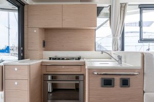 2025 Beneteau Swift Trawler 41 FLY