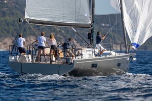 2025 Beneteau First 44