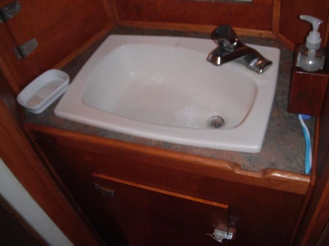 2005 Custom Apple Island