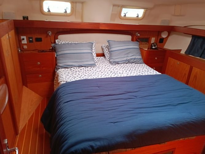 2001 Hunter 420 Passage