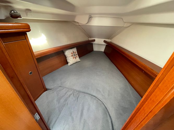 2006 Beneteau 323