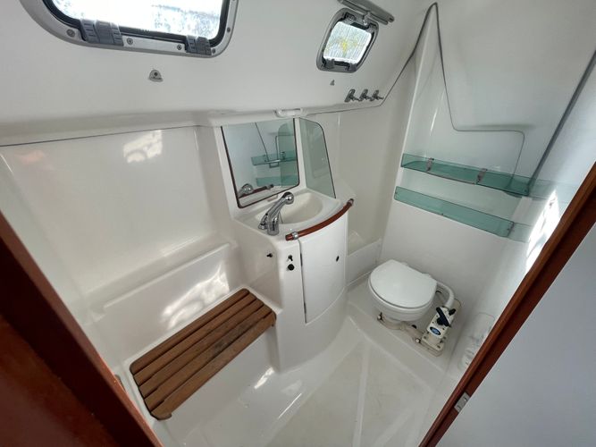 2006 Beneteau 323