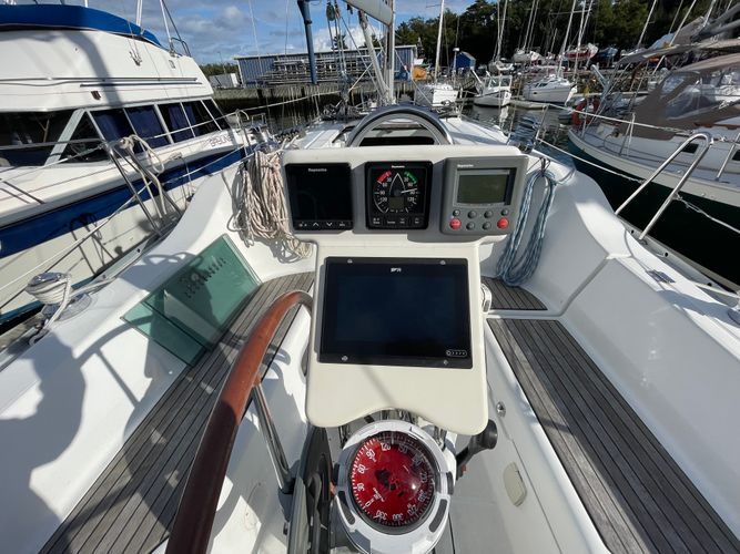 2006 Beneteau 323