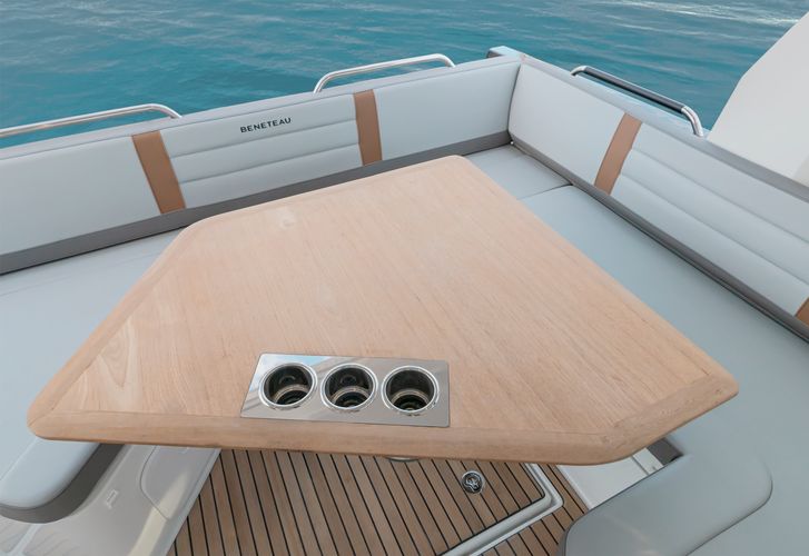 2025 Beneteau Gran Turismo 32