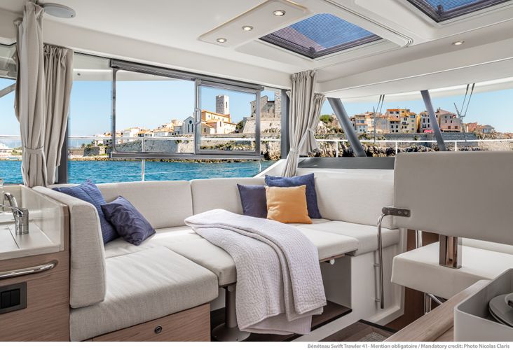 2025 Beneteau Swift Trawler 41 FLY