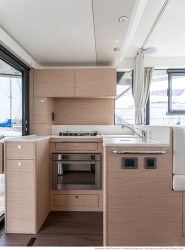 2025 Beneteau Swift Trawler 41 FLY