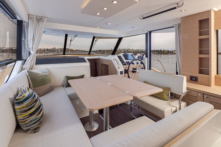 2025 Beneteau Swift Trawler 41 FLY