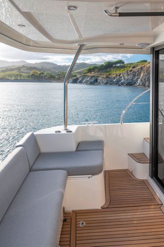 2025 Beneteau Swift Trawler 41 FLY