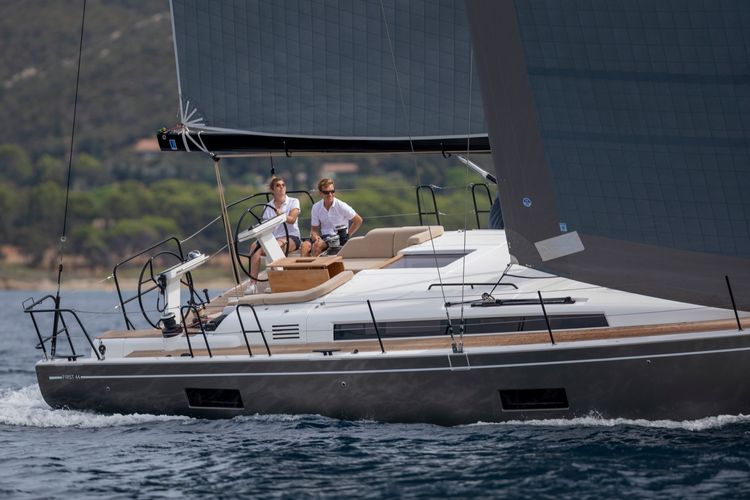 2025 Beneteau First 44