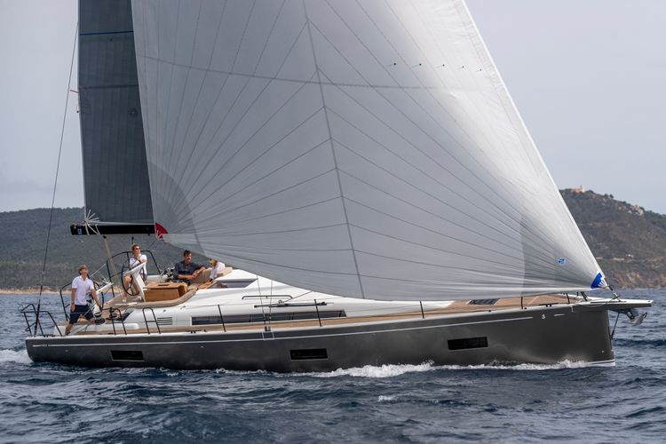 2025 Beneteau First 44