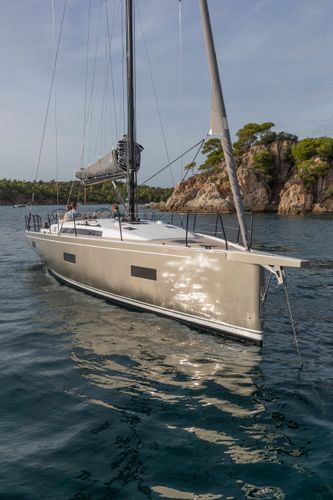 2025 Beneteau First 44