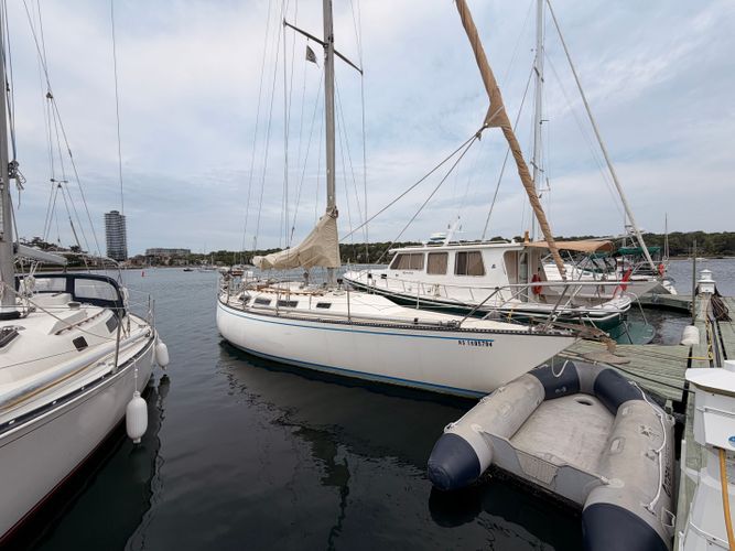 1982 Catalina 38