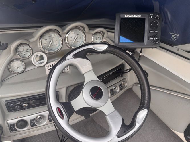 2015 Bayliner 185